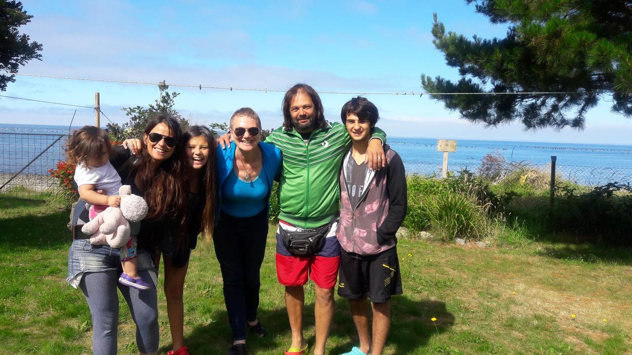 Hostal Y Cabanas Mozart Puerto Montt Exterior foto
